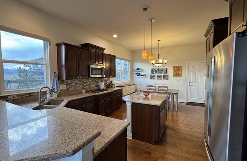 Broomfield Casa | Perfect Family Home - Large Backyard and Beautiful Mountain Views