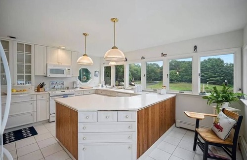 South Kingstown Casa | Perfect Family Retreat