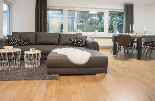 Altastenberg Apartamento | Alojamiento grupal en el pasto