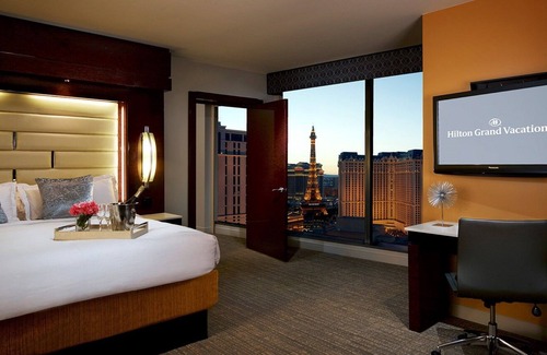 Las Vegas Complejo | ¡Perfecto para conferencias, compras, restaurantes, espectáculos y el Strip!