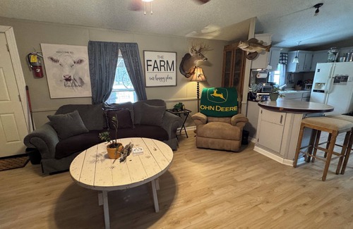West Point Casa | Perfect for Fishermen, Workers, and Families. Close to Kia with huge turnaround