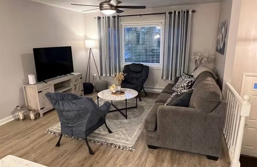 State College Casa | Perfect for Game Days & Getaways