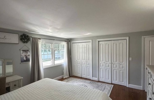 Braintree Casa | Perfect for long or short term stays near Boston & Cape in a great neighborhood!