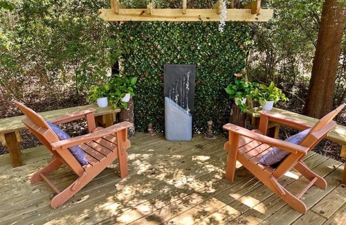 Baytown Casa | Perfect for plant workers & business travelers!