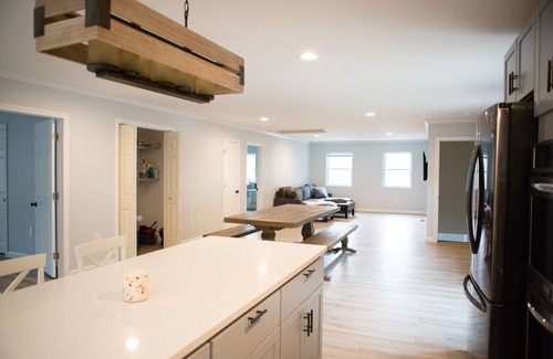 Bartlett Casa | Perfect for Snowmobilers, Close to Attitash, Storyland, and North Conway.