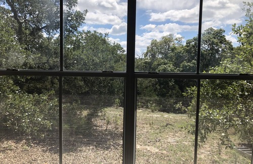 Boerne Casa | Escapada perfecta en 12 acres aislados en Hill Country. Vistas hermosas.