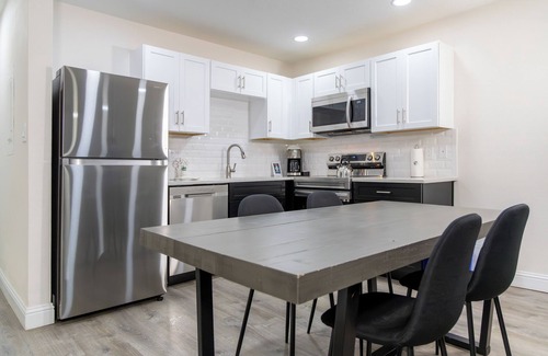 Steamboat Springs Hotel | Perfect Getaway! Great Unit, Near Steamboat Ski Resort, Hot tub, Ski Equipment Rental, Mountain Biking, Mountain Climbing