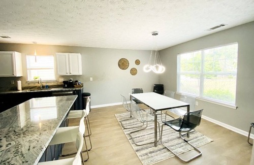 Braselton Casa | 🏡🌈Perfect Getaway Mins from Chateau Elan/Rd Atlanta⭐️ Long Term Stay Welcome!