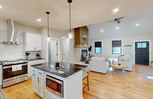 Lake George Casa | Perfect Getaway