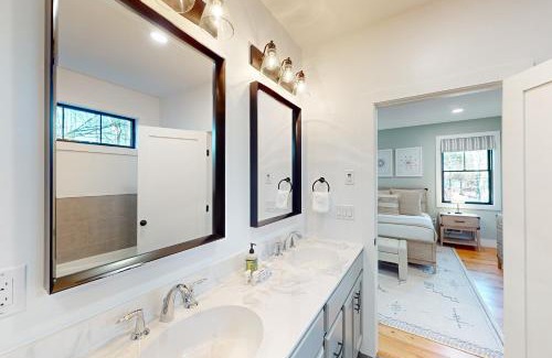 Lake George Casa | Perfect Getaway