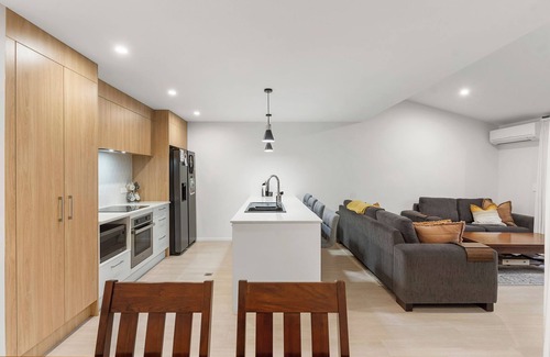 Pakuranga Casa | Perfect Holiday Home Or Short term rental in East Auckland