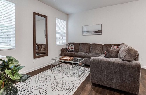 Church Street Casa | Perfect Home Away from Home - Close to ATL Airport!