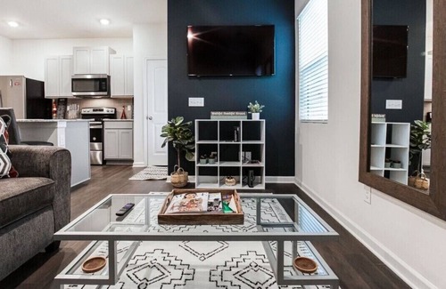 Church Street Casa | Perfect Home Away from Home - Close to ATL Airport!