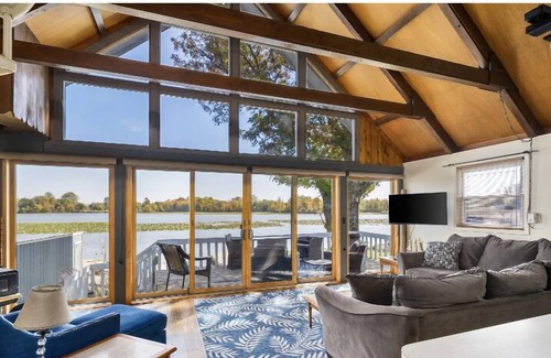 Lakeview Casa | Perfect Lake get-a way. Beautiful views!