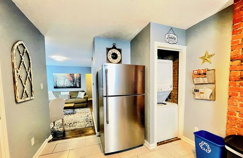 Central Northside Apartamento | *Perfect Locale* Mins to all Attractions+Free Park