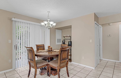 Altamonte Springs Condominio | Perfect location for this gem of a condo, pet friendly in the heart of Altamonte