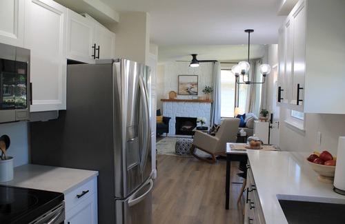 Oshkosh Casa | Perfect location for travel workers, close to everything and fully furnished!