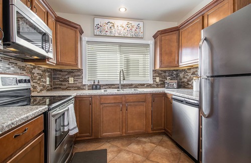 Northeast South Bend Casa | Corta caminata a Campus y Eddy St. ¡Los comunes!