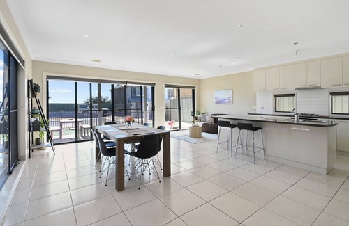 Yarrawonga Casa | Perfect location to stay with the Family or Family's. Close to boat ramp.