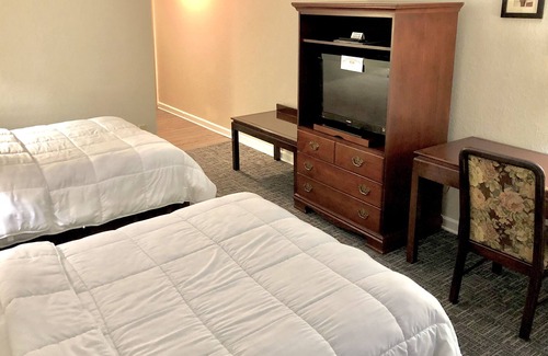 Buckhannon Casa | Perfect Main Street Location