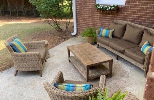 Augusta Casa | Perfect Masters rental less than 2 miles from the course!