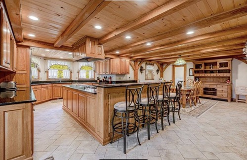 Hidden Valley Casa | Perfect Mountain Retreat; minutes from all the Laurel Highlands has to offer!