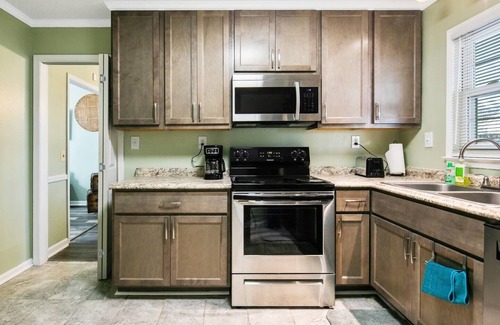 Fayetteville Casa | Perfect North Fayetteville Private Getaway!