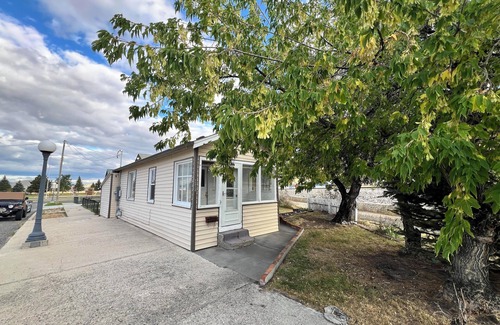 Anaconda Casa | Perfect One Bedroom Home!