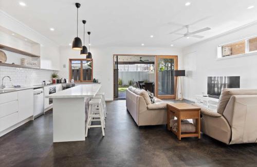 Palm Beach Casa | Perfect Palm Beach Townhouse - Hosted by Burleigh Letting