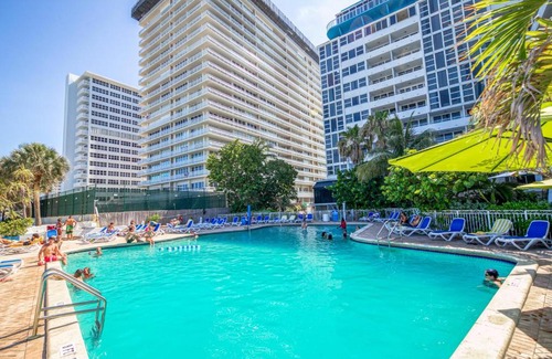 Galt Mile Apartamento | Perfect Panorama - #905