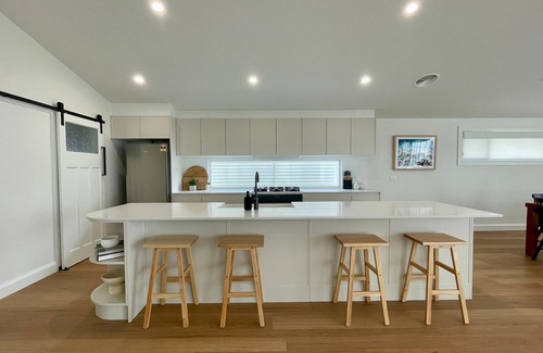 West Bathurst Casa | Perfect place to stay great view! - 6 Bedrooms