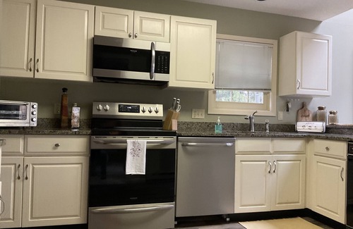Buck Hill Falls Casa | Perfect Pocono Mountain Retreat for Every Season!