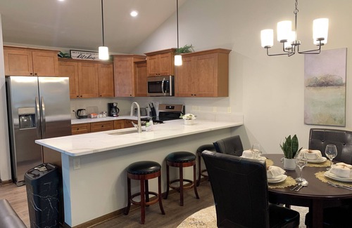 Lincoln Casa | Perfect Retreat for Comfort and Convenience