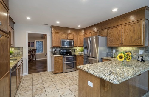 Westport Casa | Paradise on Lake Norman, Waterfront, Kayaks, Fire Pit, Boat Rental