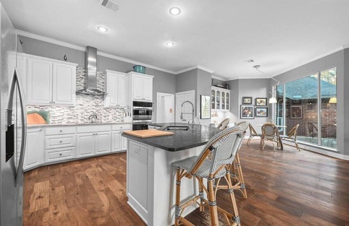 Austin Casa | Perfect Retreat + Pool + Cedar Hot Tub + Sleeps 12