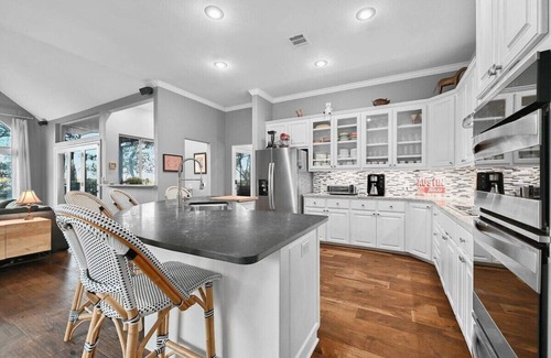 Austin Casa | Perfect Retreat + Pool + Cedar Hot Tub + Sleeps 12
