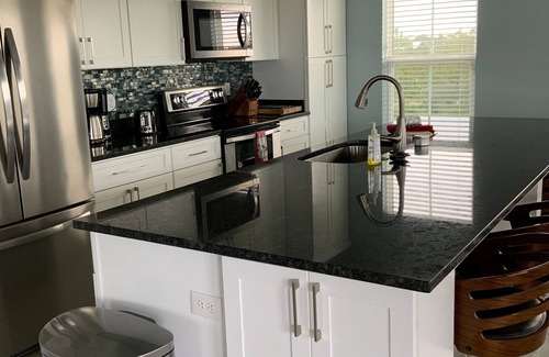 Surf Side Shores Casa | Labor Day open! Private Pool, 5 minutes to beach, Surfside Shores Neighborhood