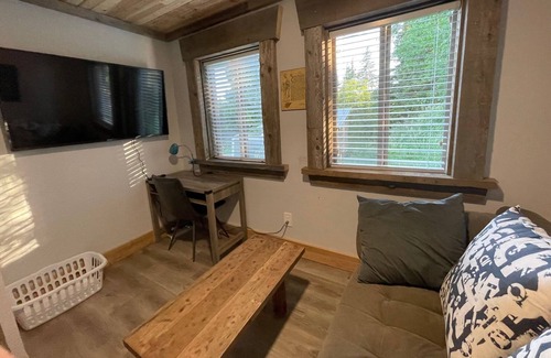 Regional District of Kitimat-Stikine Cabina | Perfect Short Term Home - Work & Play