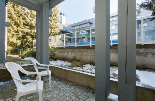 Blackcomb Condominio | Esquí perfecto en el campamento base de Ski Out para su aventura Whistler