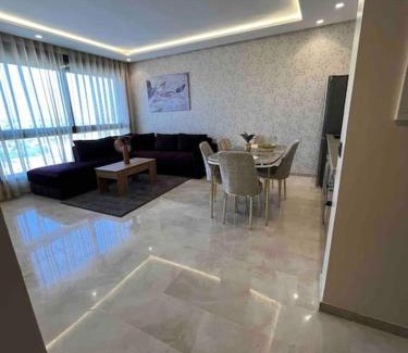 Casablanca Apartamento | Perfect stay at CFC near Aeria Mall