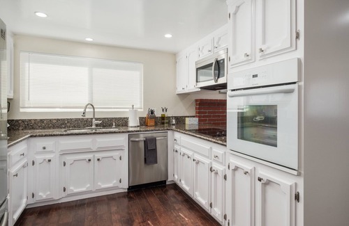 Clovis Casa | Perfect Summer Retreat in Clovis w Swimming Pool