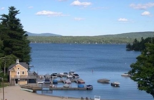 Sunapee Condominio | Lake Sunapee Resort - ¡Resort de cuatro estaciones de golf / tenis / piscina / playa!