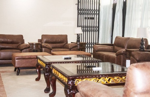 Nungua Casa | Perfect Vacation Home with hot tub, 24/7 security, WiFi, Swimming Pool, etc..
