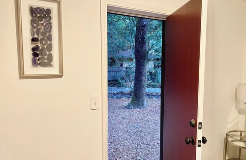 Santa Rosa Cabaña | Perfect Wine Country Getaway Clean & Comfy