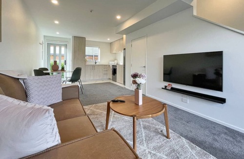 Riccarton Casa | Perfectly Cosy Riccarton 2BR Abode