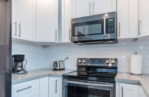 Driftwood Casa | Perfectly located 4 Bedroom home W/ Pool