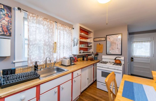 Old North End Apartamento | Perfectly Located Private Apartment