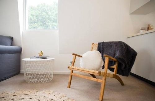 Pyrmont Apartamento | 'Perfectly Pyrmont' Sun-drenched Nordic Simplicity