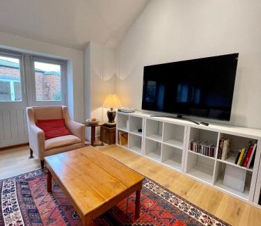 Great Brington Casa | Perfectly Sized 1-bedroom Guest House