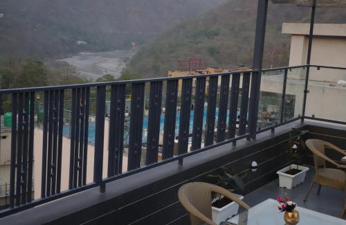 Tapovan Hotel | Perfectstayz Premium Heritage Near Neem Beach